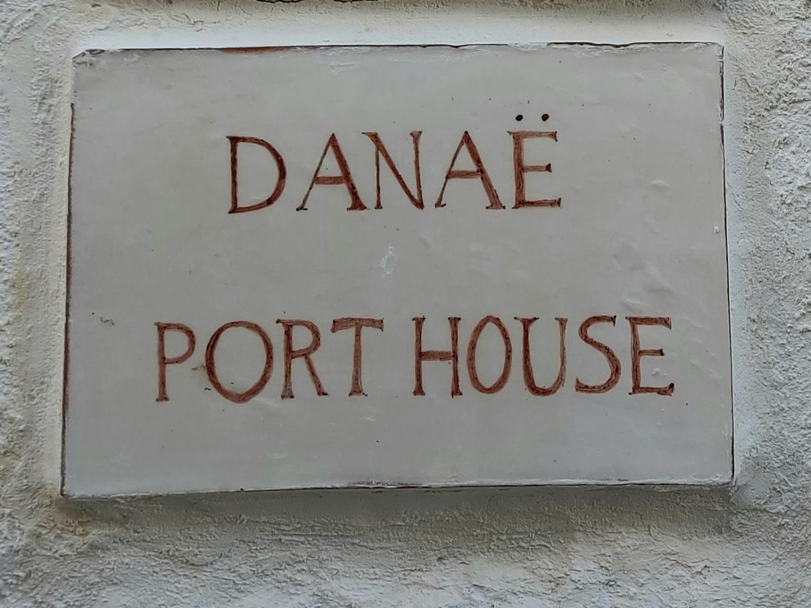 Danae Port House Lägenhet Hydra  Exteriör bild